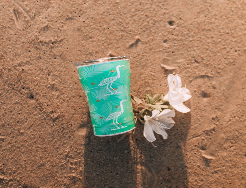 12 oz. Green Flamingos